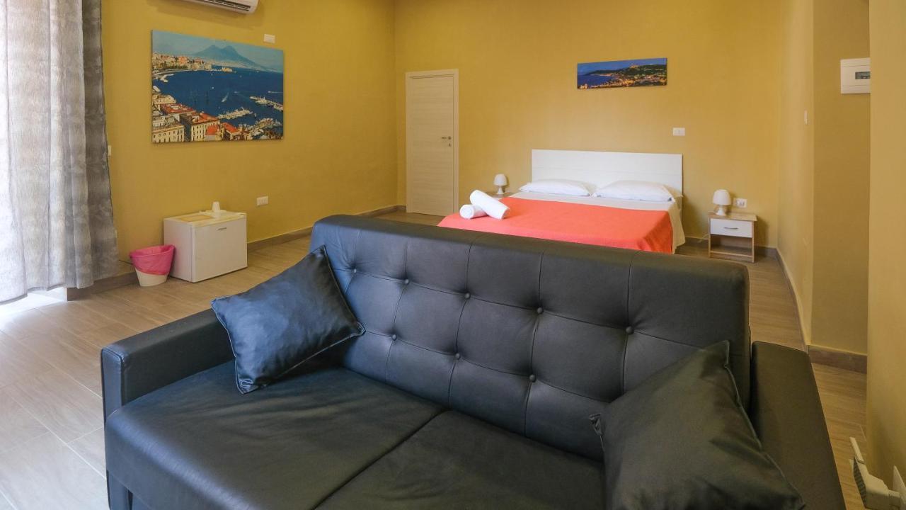 Royal Dante Bed & Breakfast Naples Exterior photo
