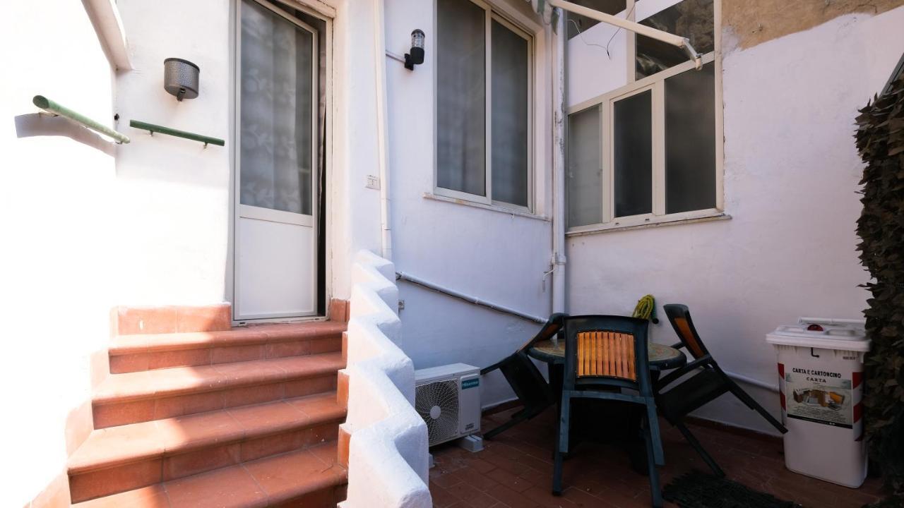 Royal Dante Bed & Breakfast Naples Exterior photo