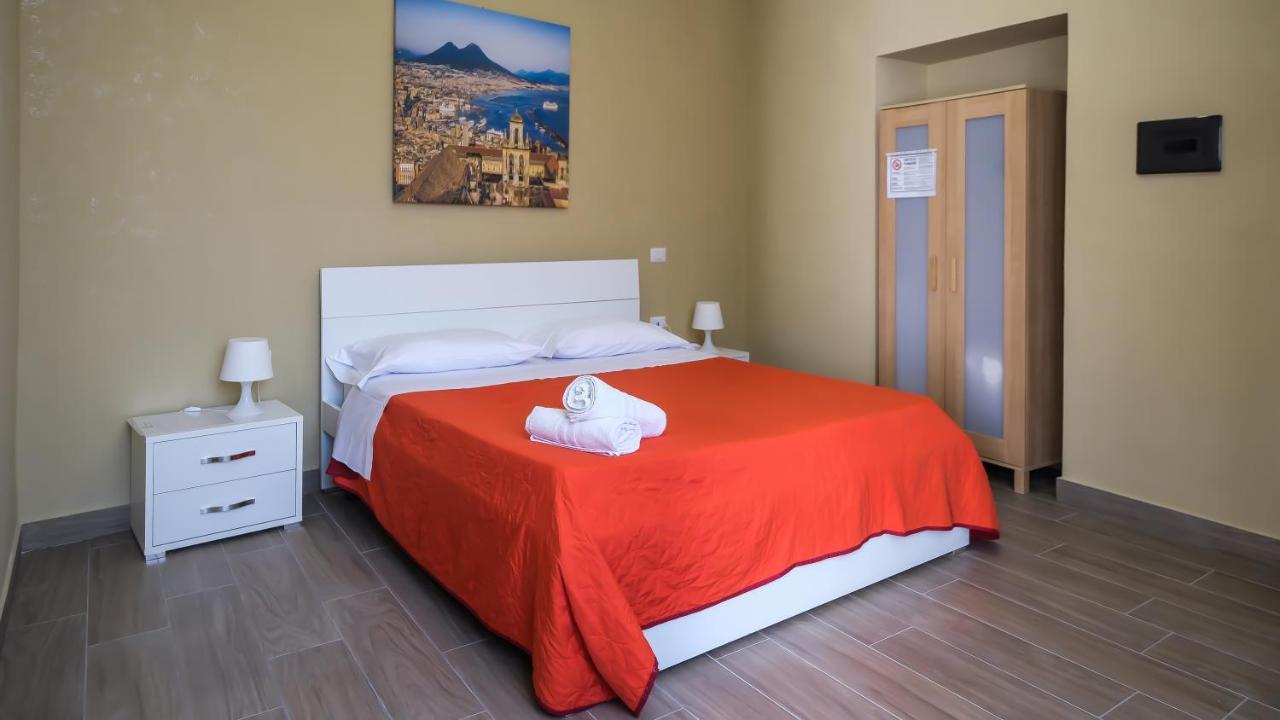 Royal Dante Bed & Breakfast Naples Exterior photo